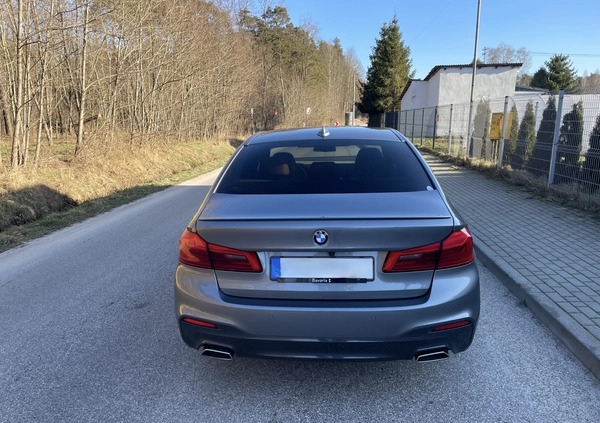 BMW Seria 5 cena 149900 przebieg: 119000, rok produkcji 2017 z Kielce małe 667